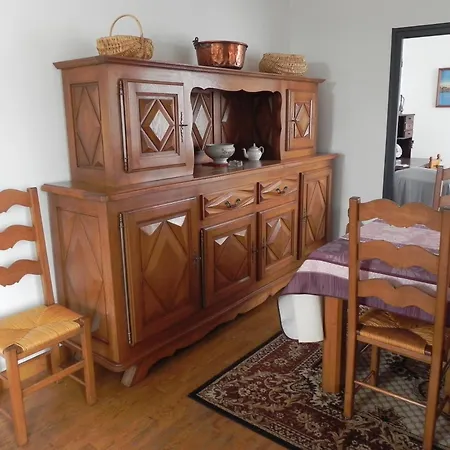 Maison En Aveyron Tatil Evi